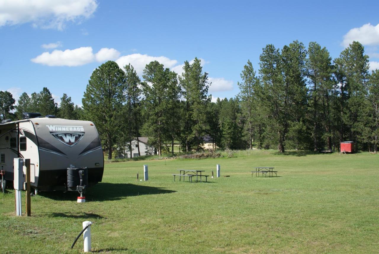 Eagle'S Landing Lodge Custer Luaran gambar