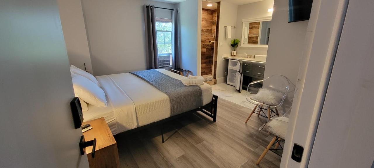 Eagle'S Landing Lodge Custer Luaran gambar